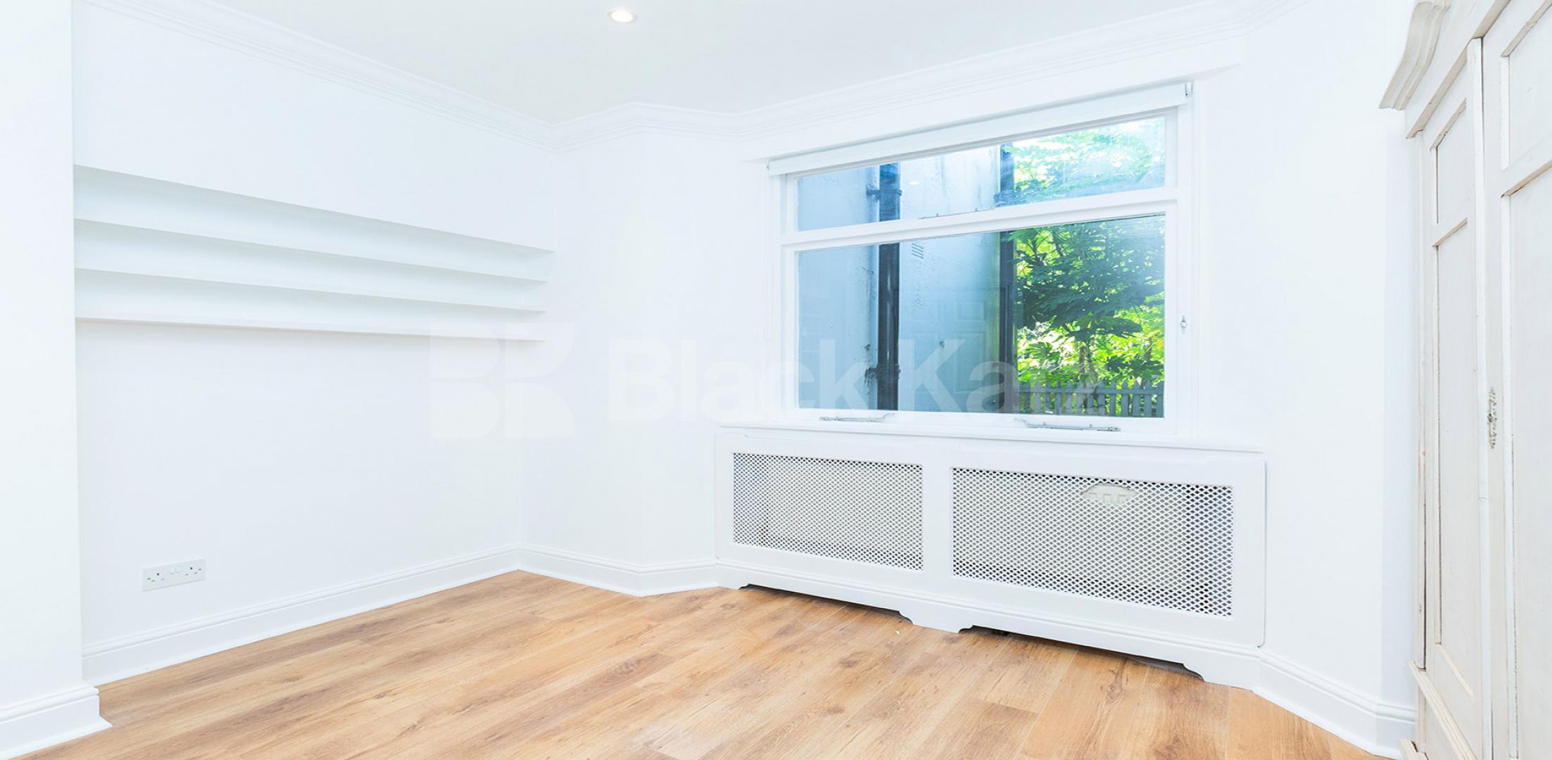 Amazing two bed with private garden and being a stoes throw to Primrose Hill. St Georges Terrace, Primrose Hill / Camden 